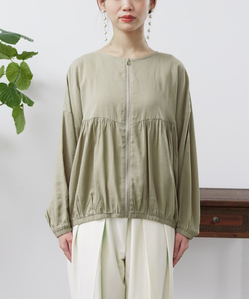 Chez toi(シェトワ)の「レーヨンリネン切替ギャザーブルゾン(ブルゾン・レディース・モカ/グリーン/オフホワイト/ブラック・FREE)」の10枚目の写真
