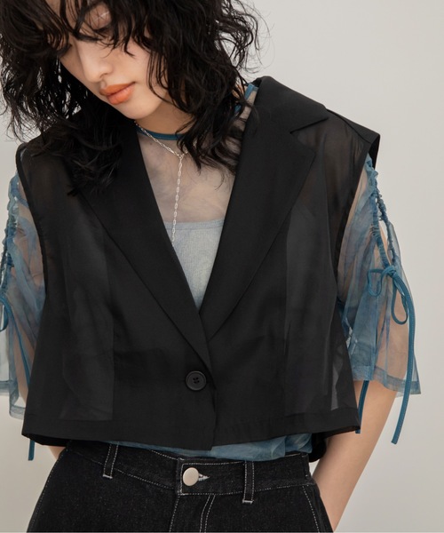 VACANCY（ヴァカンシー）の「シアー切替ショートベスト（ベスト・レディース・グレー/ブラック・FREE）」の7枚目の写真