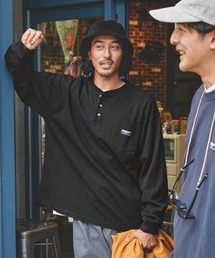 THE CRAFT CREW PRODUCTS（ザクラフトクループロダクツ）の「ヘビーウェイトファンクショナルファブリック ビッグシルエット ヘンリーネックポケット長袖Tシャツ / 抗菌・防臭【THE CRAFT CREW PRODUCTS】（Tシャツ/カットソー）」