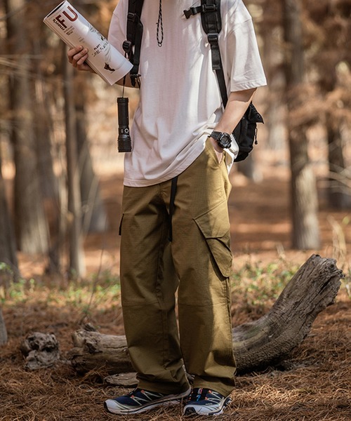 aimoha(アイモハ)の「aimoha outdoorワイドスラックスオーバーサイズベルトつきカーゴパンツ(カーゴパンツ・レディース・ベージュ/ブラック×ブルー・MEDIUM/LARGE/X-LARGE)」の6枚目の写真