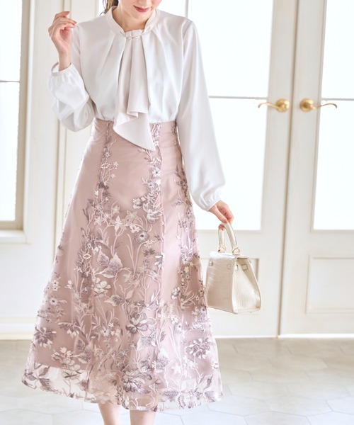 tocco closet（トッコ　クローゼット）の「バー付きラッフルボウタイ配色ブラウス（シャツ/ブラウス・レディース・ブラック/オフホワイト/ライトベージュ・M）」の18枚目の写真