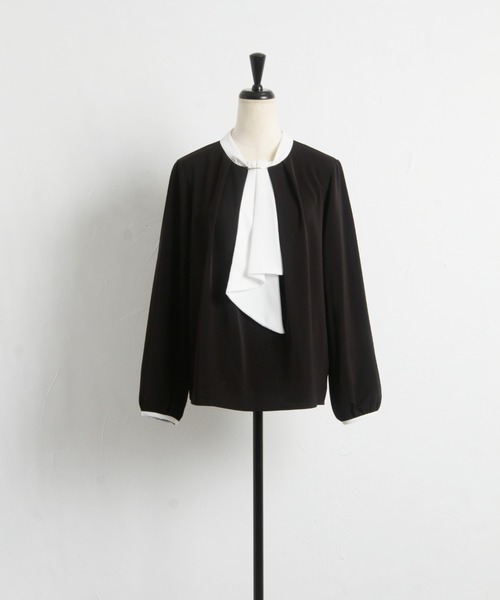 tocco closet（トッコ　クローゼット）の「バー付きラッフルボウタイ配色ブラウス（シャツ/ブラウス・レディース・ブラック/オフホワイト/ライトベージュ・M）」の5枚目の写真