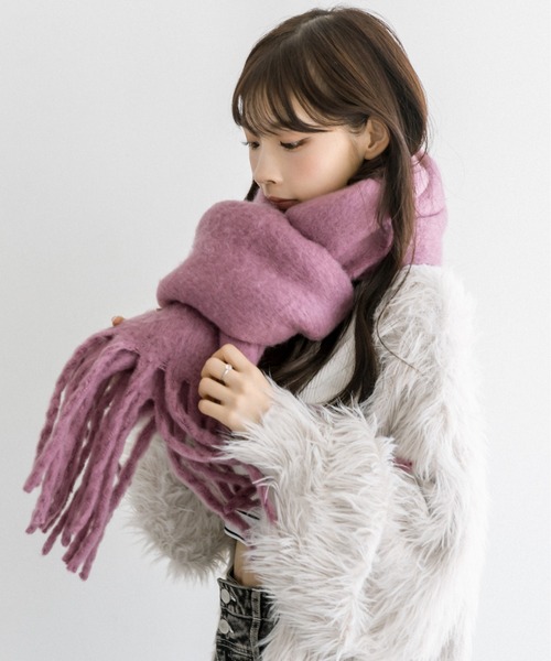 OLIVE des OLIVE（オリーブデオリーブ）の「ハートチャーム付きブークレマフラー　1032160010（マフラー・レディース・ピンク/ライトグレー/オフホワイト/ピンク系その他・FREE）」の18枚目の写真