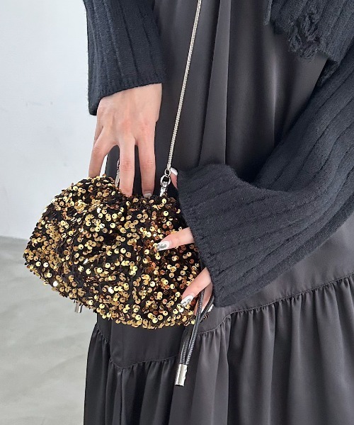 PAGEBOY（ページボーイ）の「ベロアスパンコールBAG（ショルダーバッグ・レディース・ゴールド/ブラック/シルバー・FREE）」の3枚目の写真