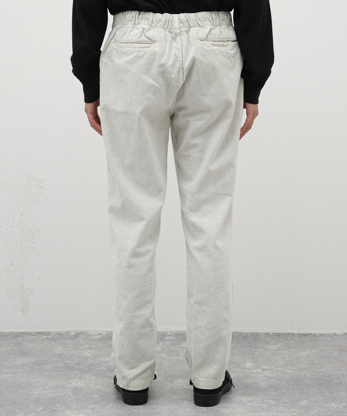 SAVE KHAKI UNITED(セーブカーキユナイテッド)の「SAVE KHAKI UNITED / CORD EASY CHINO(チノパンツ・メンズ・ライトグレー/ブラック/チョコ・LARGE/MEDIUM/X-LARGE)」の8枚目の写真