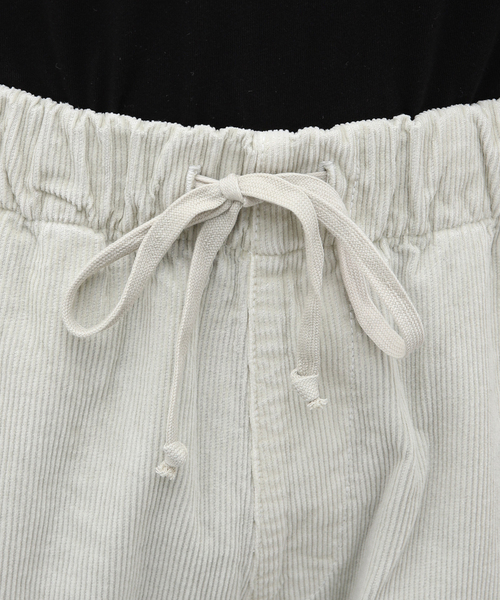 SAVE KHAKI UNITED(セーブカーキユナイテッド)の「SAVE KHAKI UNITED / CORD EASY CHINO(チノパンツ・メンズ・ライトグレー/ブラック/チョコ・LARGE/MEDIUM/X-LARGE)」の13枚目の写真