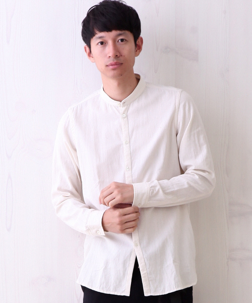 ABAHOUSE（アバハウス）の「コットンウールビエラバンドカラーシャツ（シャツ/ブラウス・メンズ・グレー/ホワイト/ブラウン・3/2）」の2枚目の写真