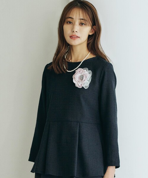 grove(グローブ)の「【セレモニー対応】フラワーシフォンコサージュ(ブローチ/コサージュ・レディース・ベージュ/ネイビー/オフホワイト/ライトグレー・00)」の9枚目の写真