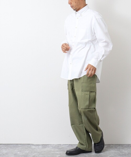 NOLLEY'S goodman(ノーリーズグッドマン)の「ピーチブロード リラックスシルエット ボタンダウンシャツ(シャツ/ブラウス・メンズ・サックスブルー/オリーブ/ホワイト×ブラック/ホワイト・M/L)」の6枚目の写真