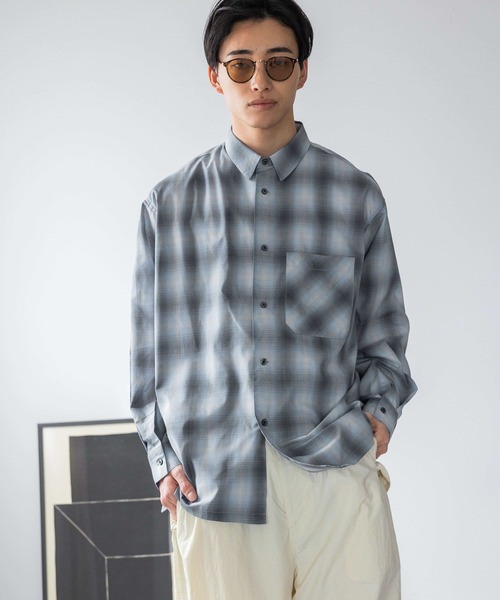 LOWRYS FARM（ローリーズファーム）の「オンブレチェックシャツ