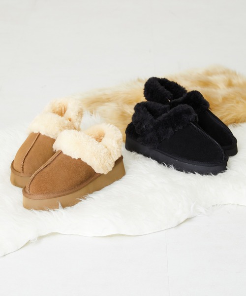 ORiental TRaffic（オリエンタルトラフィック）の「厚底ムートンサンダル 35402（スリッポン・レディース・ブラック/キャメル・S/M/L/LL/3L/SS）」の3枚目の写真