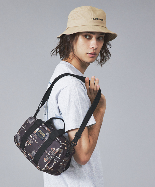 PENDLETON（ペンドルトン）の「【PENDLETON / ペンドルトン】MINI DRUM BAG / ミニダッフルショルダーバッグ（ショルダーバッグ・メンズ・ブラック/ネイビー/オフホワイト・フリー）」の3枚目の写真