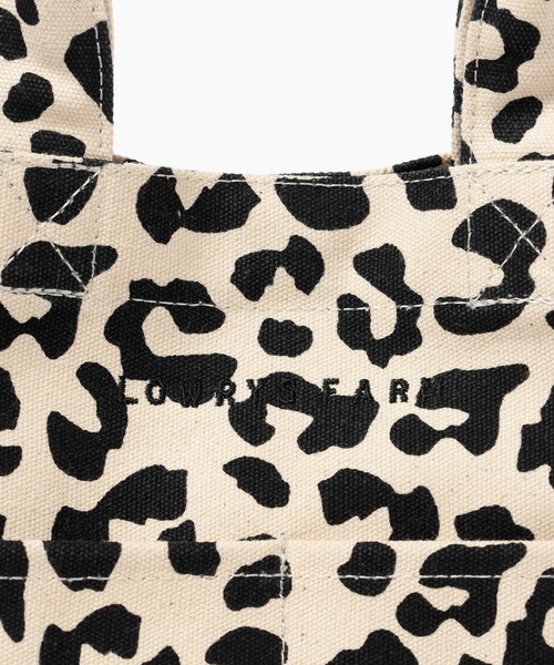 LOWRYS FARM（ローリーズファーム）の「スクエアベーシックトート　995269（トートバッグ・レディース・ブラック/ブルー/ライトグリーン/アイボリー/レオパード/ピンク・FREE）」の17枚目の写真