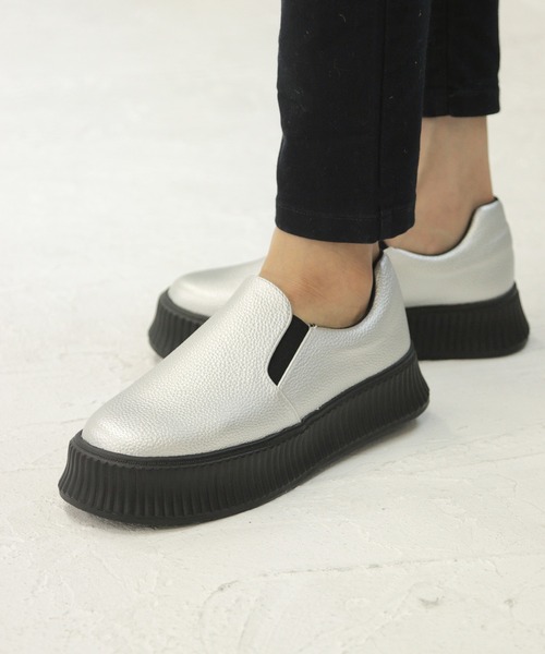週末限定15%OFF】tao コムデギャルソン 厚底スタッズ スリッポン