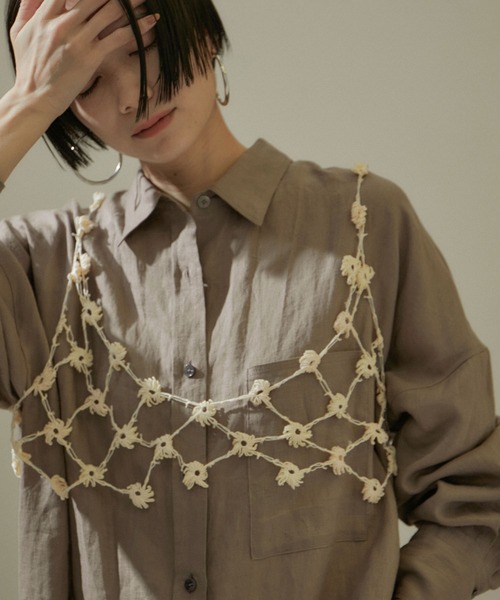 SALON adam et rope'（サロン アダム エ ロペ）の「[24SS]ノルマンディリネンルーズシャツ【セットアップ対応・洗える】（シャツ/ブラウス・レディース・カーキ/ブラック/ホワイト/ピンク・FREE）」の14枚目の写真