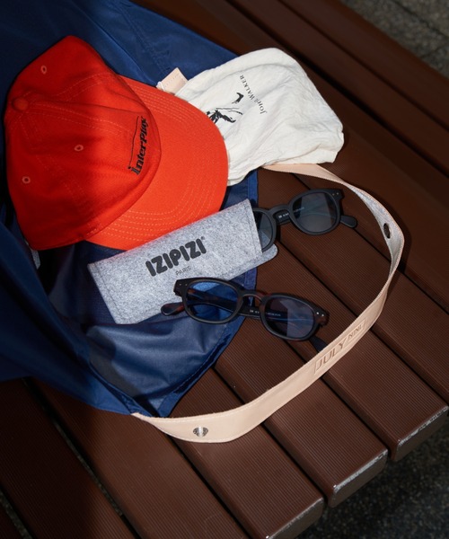 IZIPIZI（イジピジ）の「[IZIPIZI/イジピジ] SUNLC#C カラーレンズサングラス（サングラス・レディース・ブラック/ブラウン・ONE SIZE）」の14枚目の写真