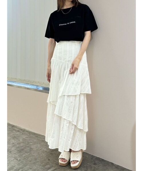 CALNAMUR(カルナムール)の「エンボスプリントTシャツ(Tシャツ/カットソー・レディース・ホワイト/ベージュ/ブラック・FREE)」の13枚目の写真