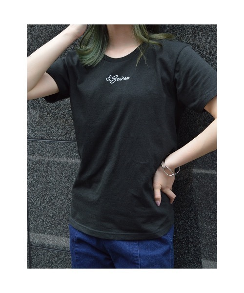 En serio TOKYO(エンソリオトーキョー)の「刺繍ロゴレタリングTシャツ(Tシャツ/カットソー・レディース・ブラック/ホワイト・LARGE/MEDIUM)」の8枚目の写真