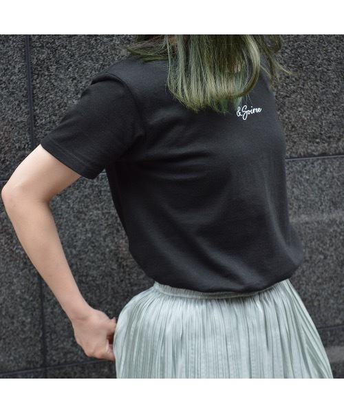 En serio TOKYO(エンソリオトーキョー)の「刺繍ロゴレタリングTシャツ(Tシャツ/カットソー・レディース・ブラック/ホワイト・LARGE/MEDIUM)」の11枚目の写真