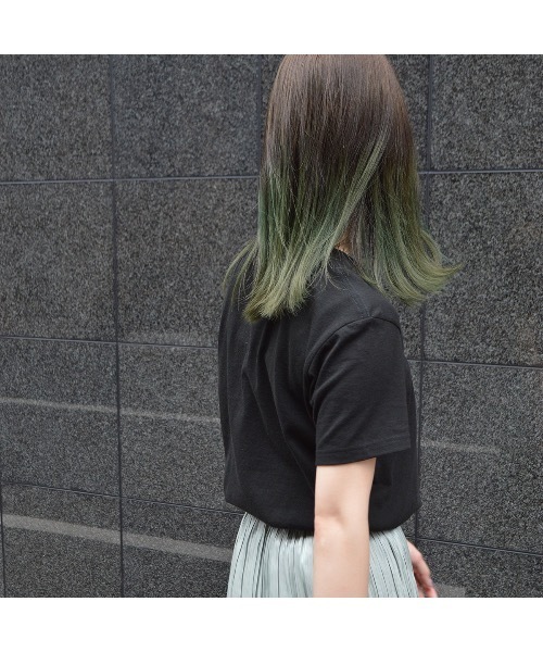 En serio TOKYO(エンソリオトーキョー)の「刺繍ロゴレタリングTシャツ(Tシャツ/カットソー・レディース・ブラック/ホワイト・LARGE/MEDIUM)」の5枚目の写真