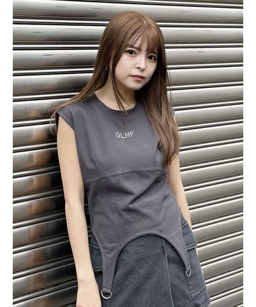 MURUA(ムルーア)の「ガーターヘムトップス(Tシャツ/カットソー・レディース・カーキ/ホワイト/ダークグレー・FREE)」の12枚目の写真