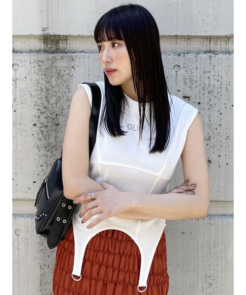 MURUA(ムルーア)の「ガーターヘムトップス(Tシャツ/カットソー・レディース・カーキ/ホワイト/ダークグレー・FREE)」の16枚目の写真
