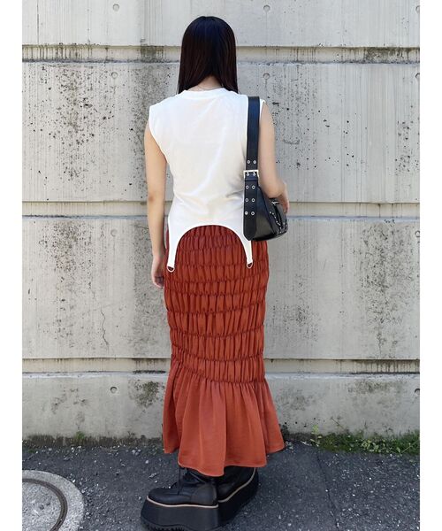 MURUA(ムルーア)の「ガーターヘムトップス(Tシャツ/カットソー・レディース・カーキ/ホワイト/ダークグレー・FREE)」の19枚目の写真