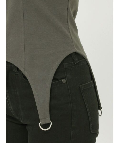 MURUA(ムルーア)の「ガーターヘムトップス(Tシャツ/カットソー・レディース・カーキ/ホワイト/ダークグレー・FREE)」の4枚目の写真