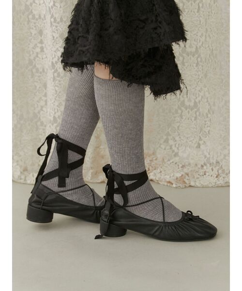 merry jenny(メリージェニー)の「クロスリボンバレエシューズ(バレエシューズ・レディース・ブラック/ベージュ・MEDIUM/LARGE)」の14枚目の写真