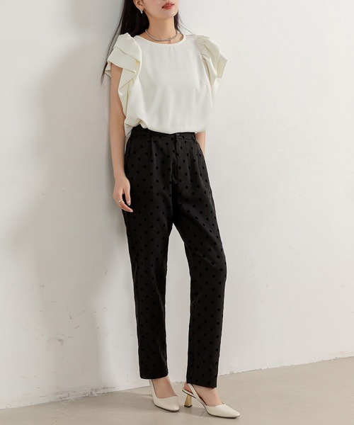 DAY CLOSET（デイ クローゼット）の「レディース フロッキードットテーパードパンツ（その他パンツ・レディース・ブラック・S/M/L）」の8枚目の写真