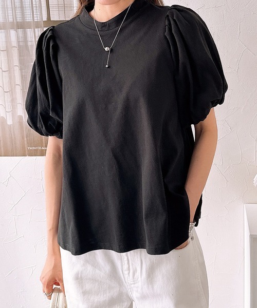 nissen(ニッセン)の「【販売終了】綿100%バックリボンスタンドカラーパフスリーブカットソートップス(Tシャツ/カットソー・レディース・オフホワイト/ブラック・M/L)」の2枚目の写真