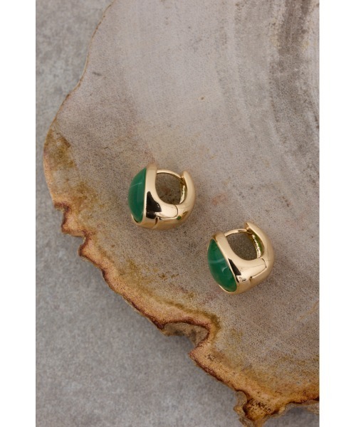 AZUL by moussy（アズールバイマウジー）の「ストーンライクモチーフピアス（ピアス（両耳用）・レディース・グリーン/ブラック・FREE）」の11枚目の写真