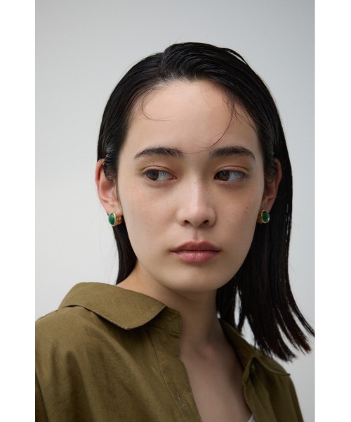 AZUL by moussy（アズールバイマウジー）の「ストーンライクモチーフピアス（ピアス（両耳用）・レディース・グリーン/ブラック・FREE）」の9枚目の写真