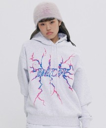 ROMANTIC CROWN（ロマンティッククラウン）の「A'GEM/9 × .kom 『ROMANTIC CROWN/ロマンティック クラウン』THUNDER LOGO HOODIE/サンダーロゴパーカー（パーカー）」