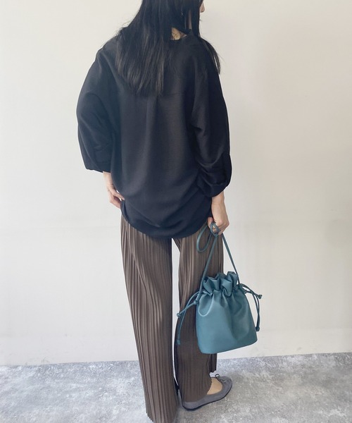 NICOLE white(ニコルホワイト)の「タックパフブラウス(シャツ/ブラウス・レディース・サックスブルー/イエロー/ブラック/オフホワイト・FREE)」の21枚目の写真