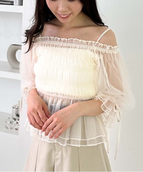 archives（アルシーヴ）の「パフスリオフショルチュールＴＯＰＳ（Tシャツ/カットソー・レディース・グレー/モカ/ブラック/アイボリー・MEDIUM）」の6枚目の写真