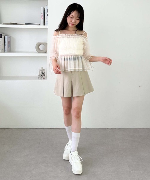 archives（アルシーヴ）の「パフスリオフショルチュールＴＯＰＳ（Tシャツ/カットソー・レディース・グレー/モカ/ブラック/アイボリー・MEDIUM）」の10枚目の写真