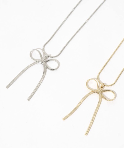 flower(フラワー)の「リボンチャームネックレス(ネックレス・レディース・ゴールド/シルバー・FREE)」の14枚目の写真
