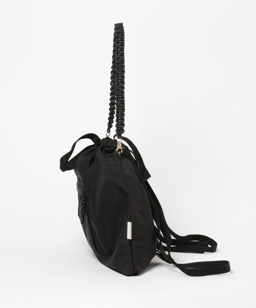 Anui（アニュイ）の「【UNISEX/CONTROL FREAK】ナイロン3WAYスクエアトートBAG（トートバッグ・レディース・ブラック・FREE）」の3枚目の写真