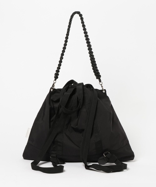 Anui（アニュイ）の「【UNISEX/CONTROL FREAK】ナイロン3WAYスクエアトートBAG（トートバッグ・レディース・ブラック・FREE）」の4枚目の写真