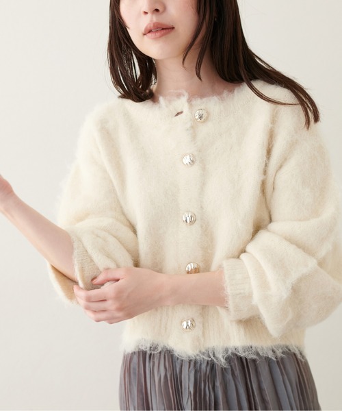 natural couture（ナチュラルクチュール）の「べこべこ釦ほんわりニットカーデ（カーディガン/ボレロ・レディース・グレー/アイボリー/モカ/ラベンダー/ネイビー/イエロー・FREE）」の7枚目の写真