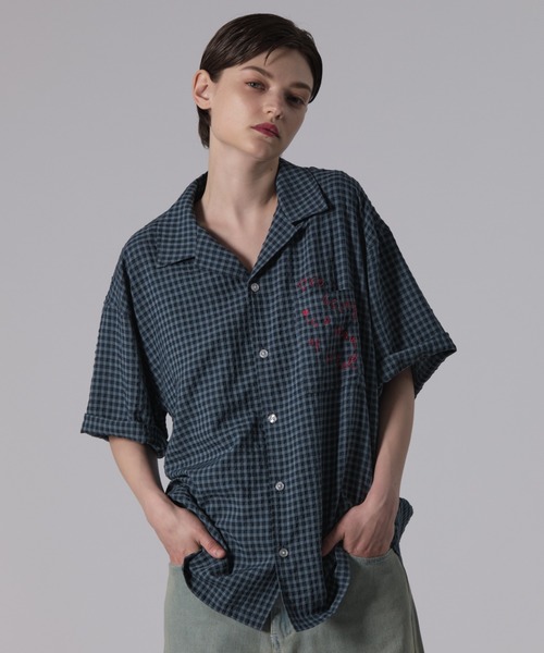 ONCILY(オンシェリー)の「SHEERSUCKER CHECK SHIRT / シアサッカーチェックシャツ(シャツ/ブラウス・メンズ・ネイビー/ブルー/ブラック・SMALL/MEDIUM/LARGE)」の2枚目の写真