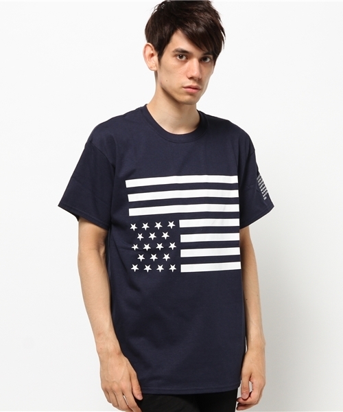MYE-DO'(マイ・ドゥ)の「GD Tシャツ ”STARS AND STRIPES”(Tシャツ/カットソー・メンズ・ブラック×ブラック/ホワイト×ブラック/ブラック×ホワイト/ネイビー/グレー/ホワイト×ホワイト/イエロー・LARGE/X-LARGE/SMALL/MEDIUM)」の6枚目の写真