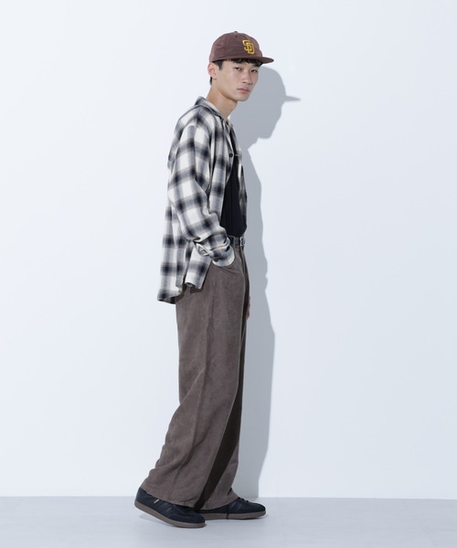 Apo(s)ture（アポスチャー）の「LUCAS-001/フェイクスウェードワイドパンツ（その他パンツ・メンズ・グレー/ブラック/グリーン/ベージュ・XS/S/M/L/XL）」の16枚目の写真