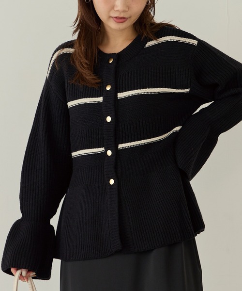 LAVEANGE（ラビアンジェ）の「【洗える】ボーダーペプラムニットカーデ（カーディガン/ボレロ・レディース・グレー/ブラック/レッド・M/3L/4L）」の2枚目の写真