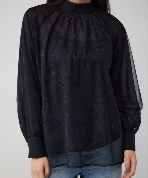 AZUL by moussy(アズールバイマウジー)の「チュールレイヤードブラウス(シャツ/ブラウス・レディース・ダークグリーン/ブラック/アイボリー・FREE)」の2枚目の写真