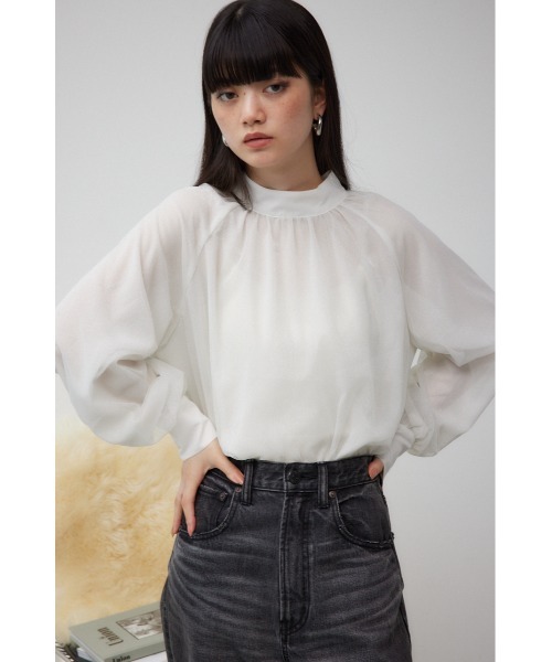 AZUL by moussy(アズールバイマウジー)の「チュールレイヤードブラウス(シャツ/ブラウス・レディース・ダークグリーン/ブラック/アイボリー・FREE)」の5枚目の写真