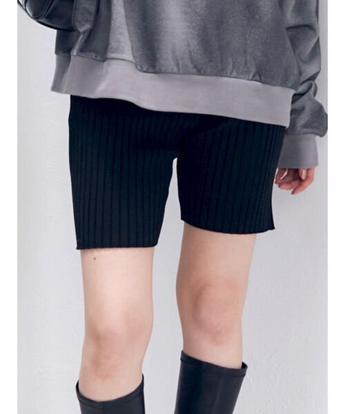 MURUA(ムルーア)の「ニットバイカーパンツ(その他パンツ・レディース・グレー/ブラック・FREE)」の2枚目の写真
