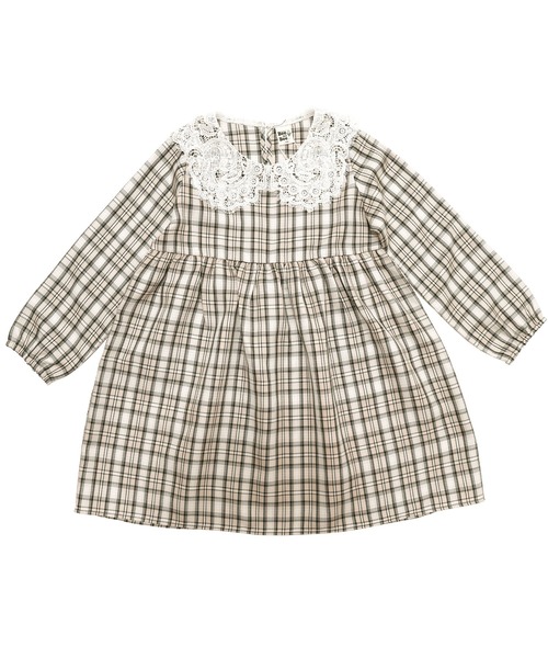 Bee des Bee(ビーデスビー)の「襟付きワンピース(ワンピース・キッズ・ベージュ/ブラック/グレー・150cm/140cm/110cm/100cm/130cm/120cm)」の4枚目の写真