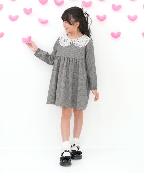 Bee des Bee(ビーデスビー)の「襟付きワンピース(ワンピース・キッズ・ベージュ/ブラック/グレー・150cm/140cm/110cm/100cm/130cm/120cm)」の7枚目の写真